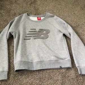 medium new balance sweater